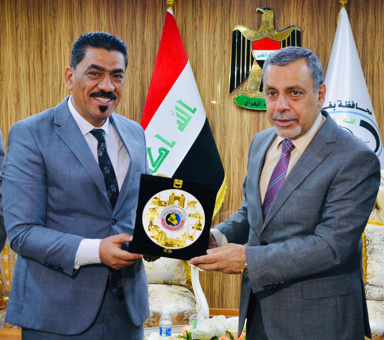 محافظ بغداد يبحث مع غرفة تجارة بغداد تعويض اصحاب المحال والتجار المتضررين