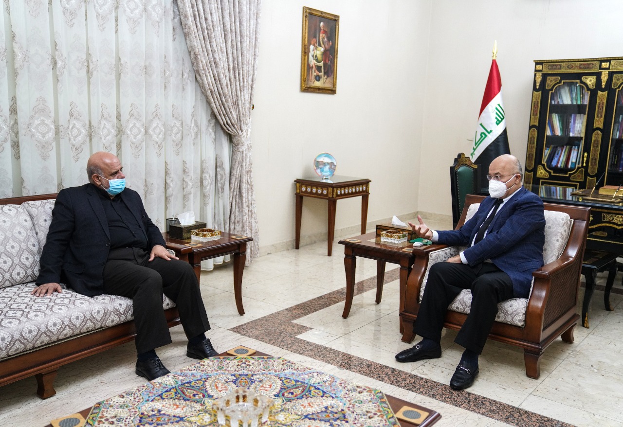 رئيس الجمهورية يستقبل السفير الإيراني لدى العراق