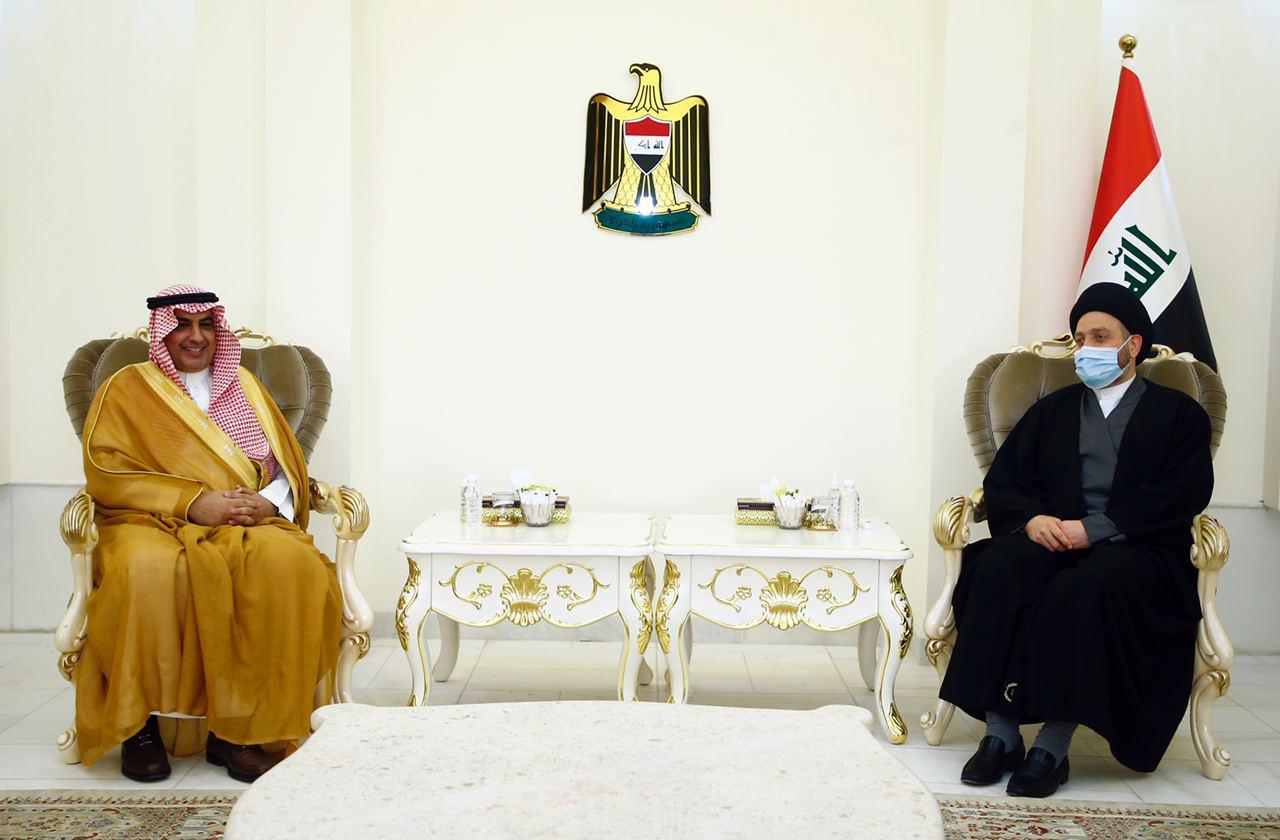 السيد عمار الحكيم يبحث مع السفير السعودي العلاقات الثنائية بين بغداد والرياض