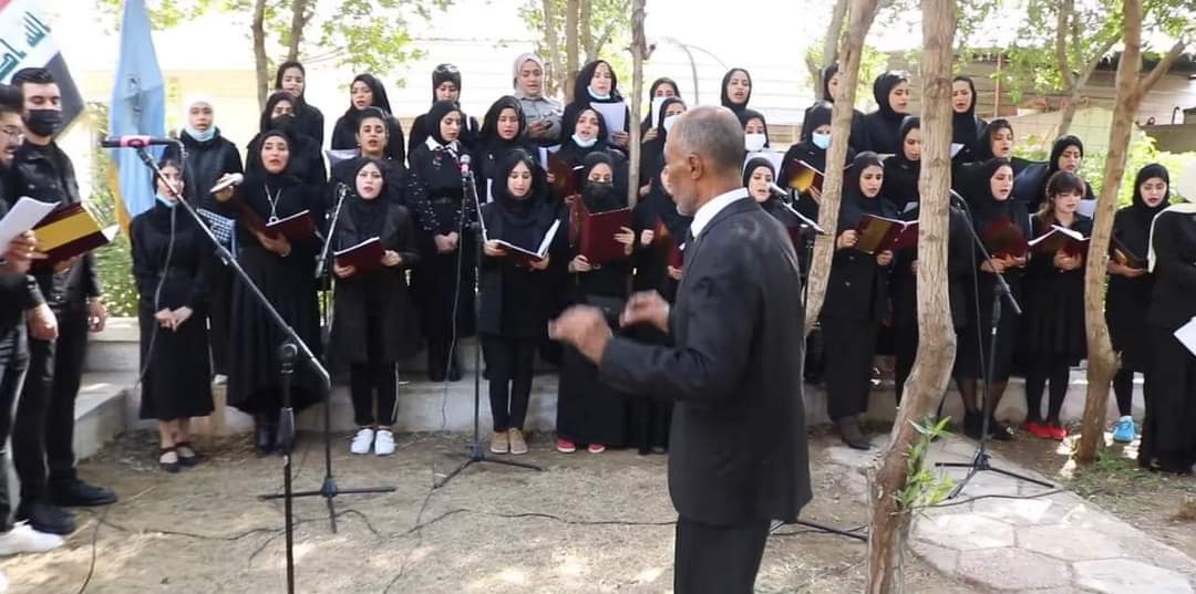 كلية الفنون الجميلة تنظم مهرجانا فنيا اهداءً لشهداء ساحة الطيران