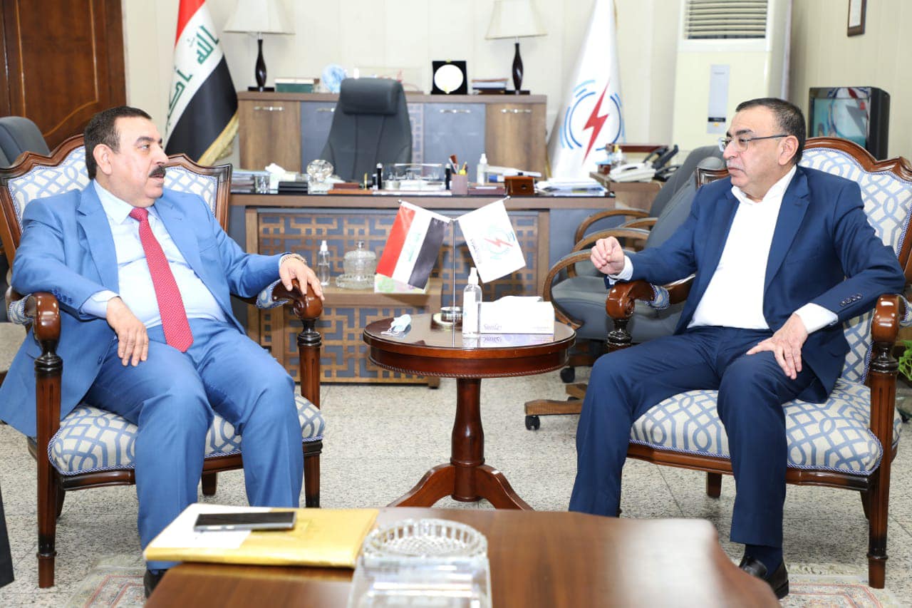 محافظ الانبار يبحث مع وزير الكهرباء آليات استئناف العمل في عدد من مشاريع الطاقة في المحافظة