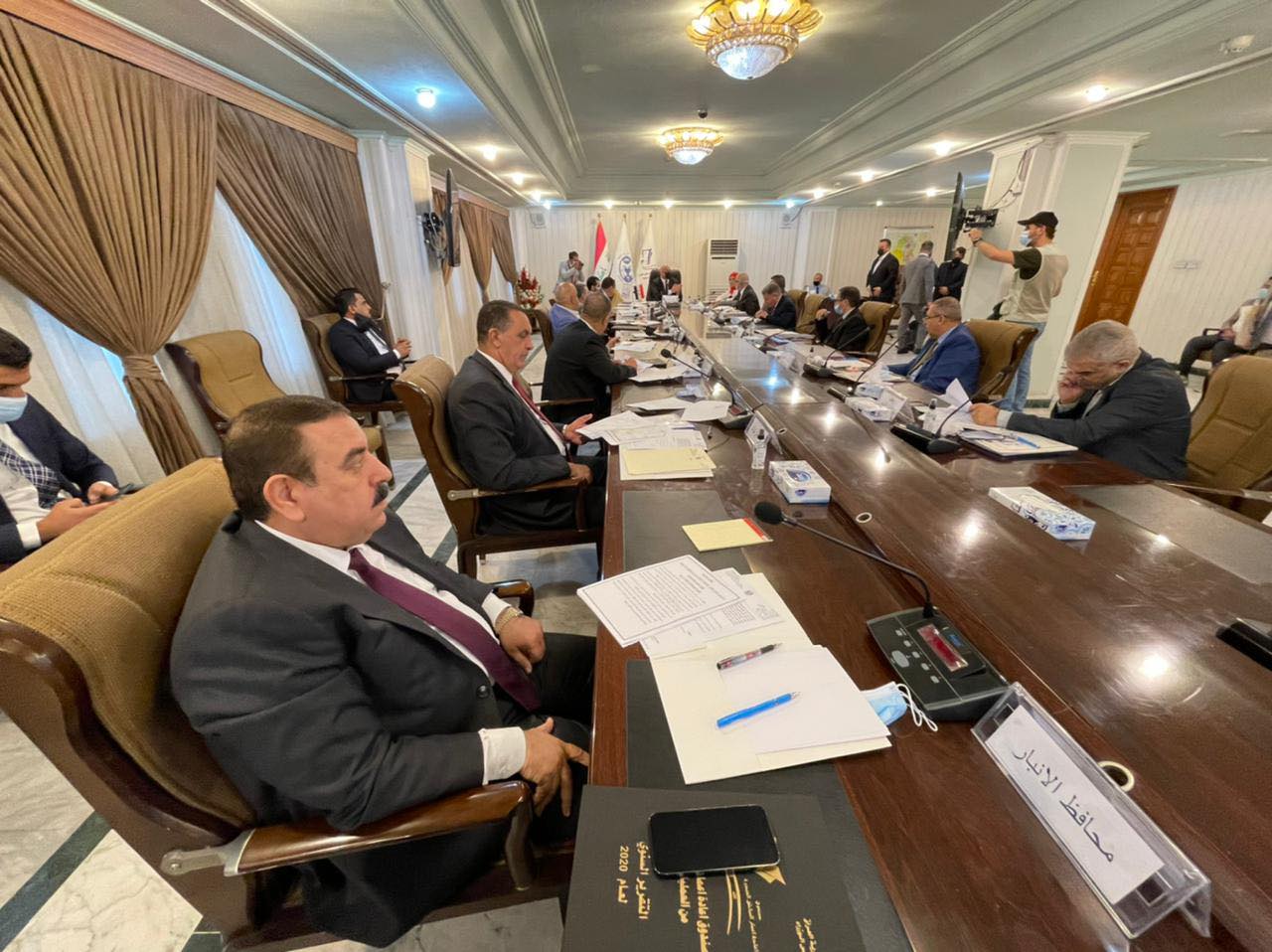 محافظ الانبار يشارك باجتماع مجلس امناء صندوق إعادة إعمار المناطق المتضررة من العمليات الارهابية