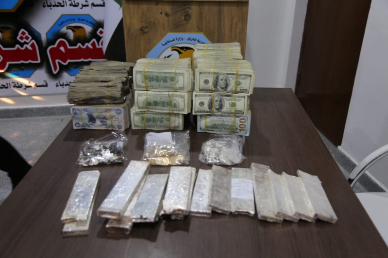 القضاء العراقي يحدد مصير الأموال والمصوغات الذهبية التي عثر عليها تحت الأنقاض في الموصل