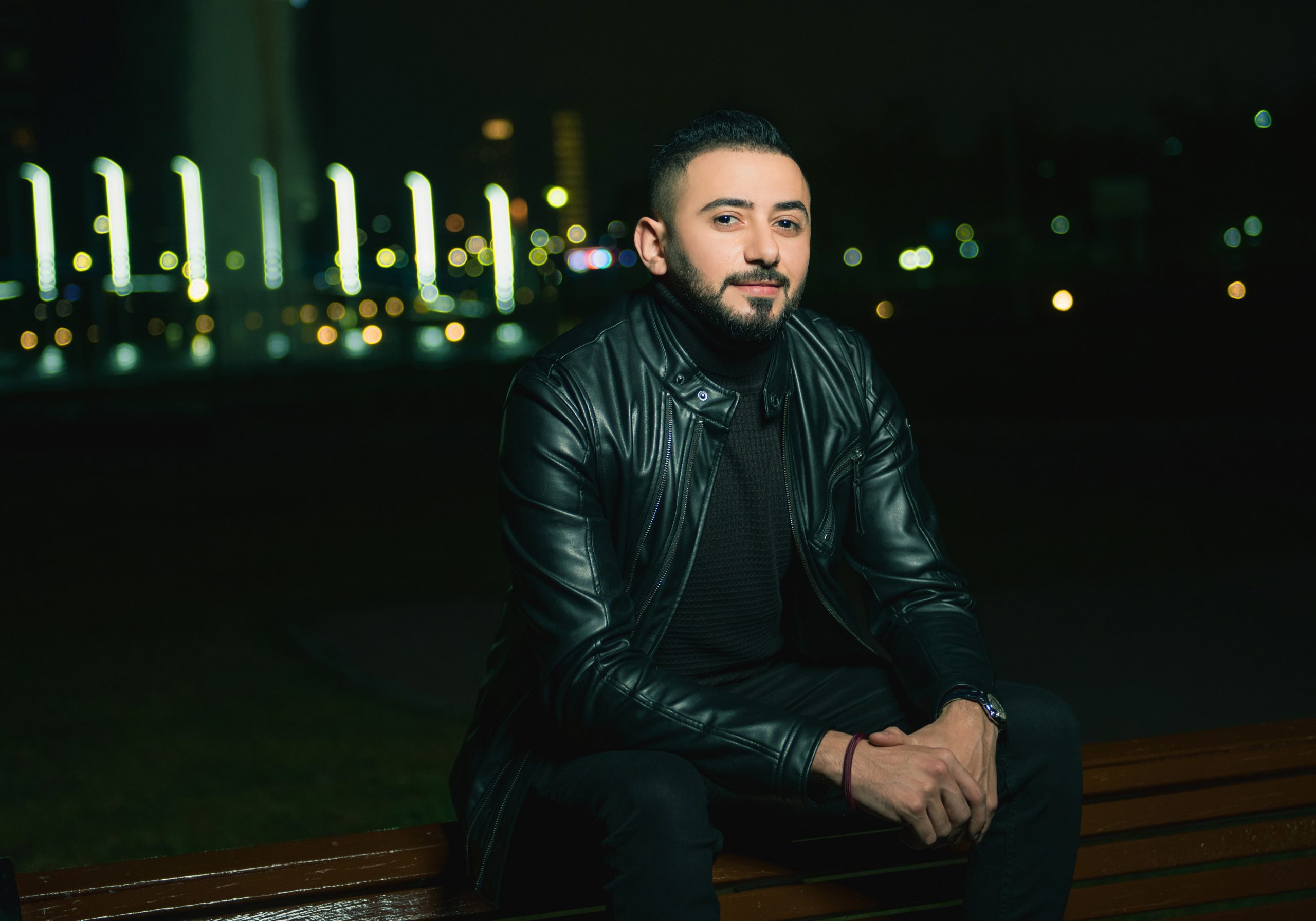 تخطت حاجز المليون مشاهدة خلال يومين .. أدهم يطرح “مع إحترامي” من أشعار محمد سعيد حارب