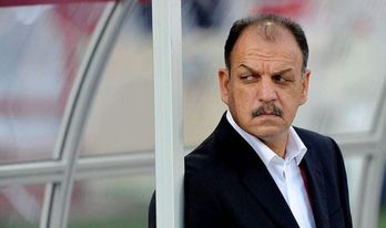 بعد قبول استقالة فيتال.. عدنان حمد مديراً فنياً للمنتخب الاردني لكرة القدم
