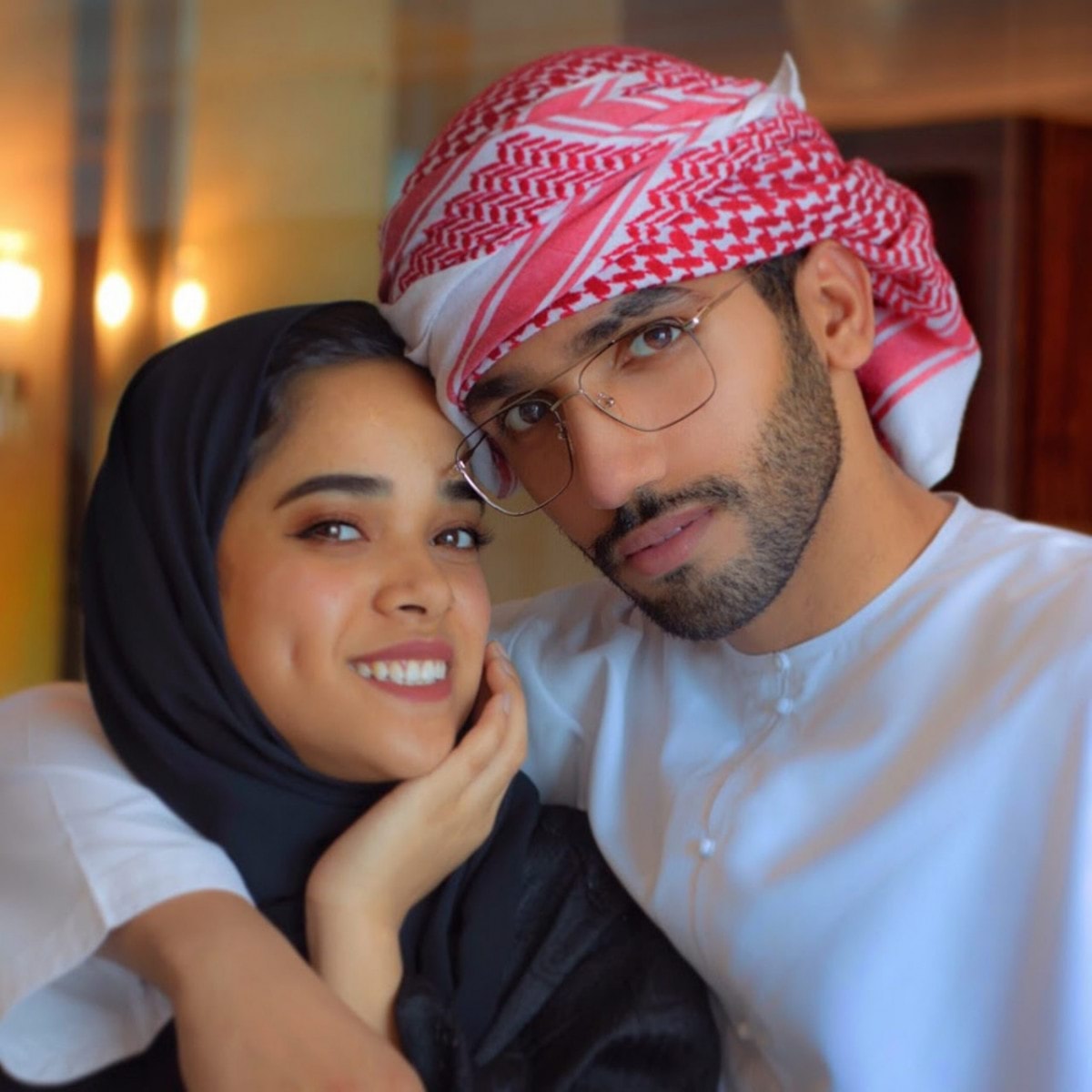 الجمهور يهاجم أحمد خميس بسبب الفيديو المخل لزوجته