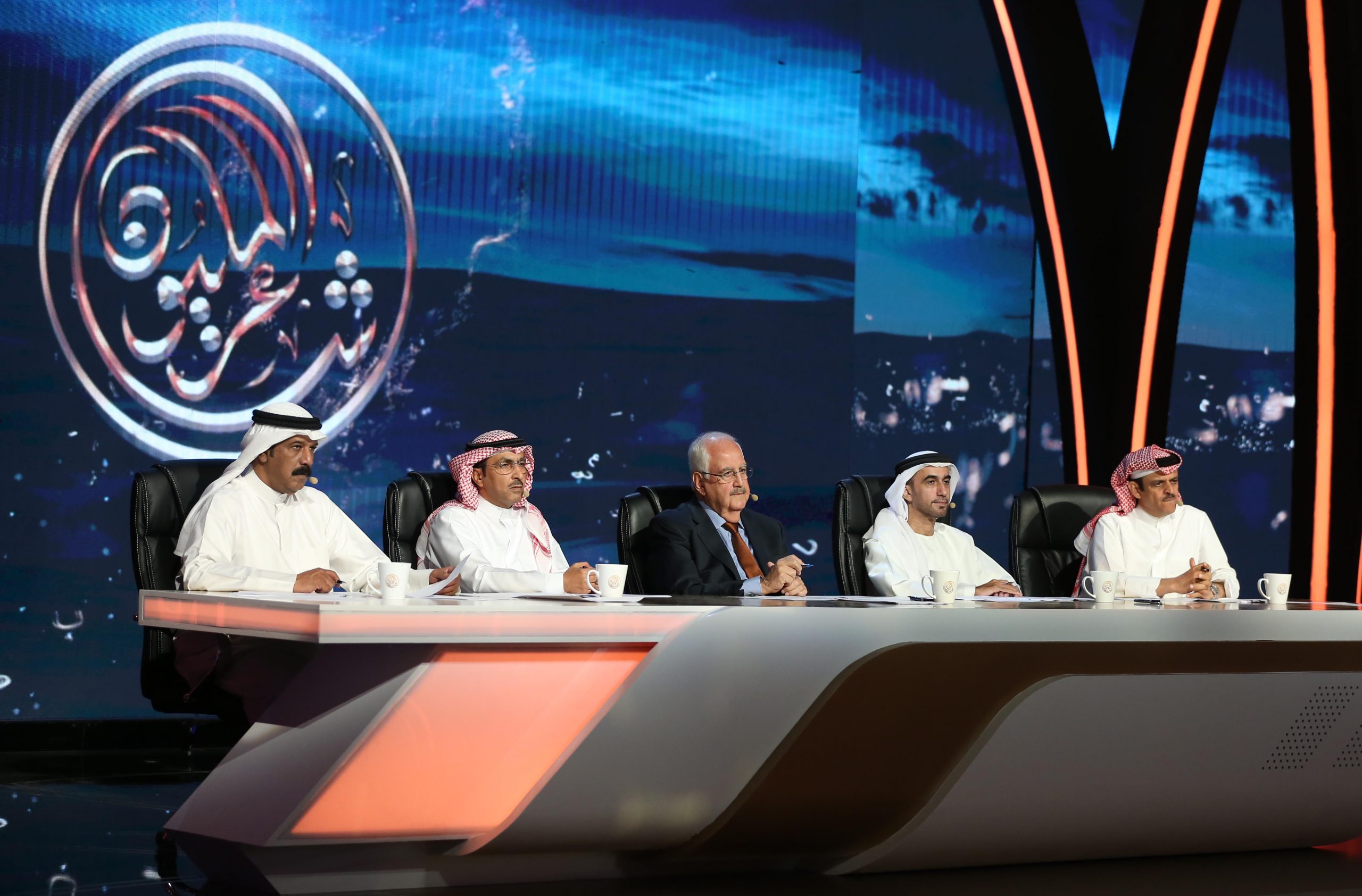 ضمت تجارب شعرية متعددة المشارب والثقافات ..شعراء من 12 دولة في قائمة المائة لبرنامج شاعر المليون بموسمه العاشر