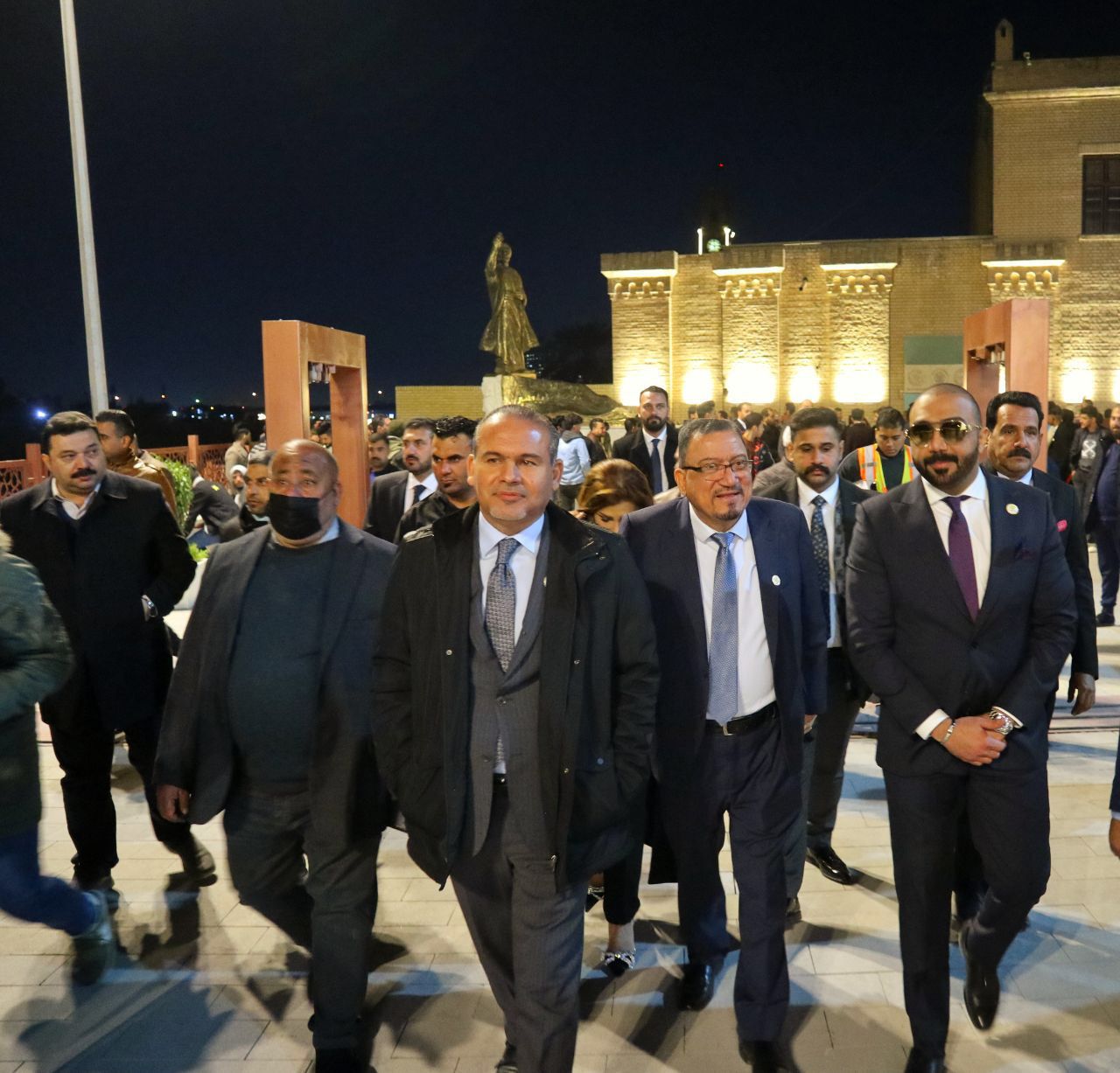 فنانون واعلاميون ونشطاء بحقوق الانسان يشيدون بمشروع نهضة بغداد الذي اعاد الحياة لروح بغداد