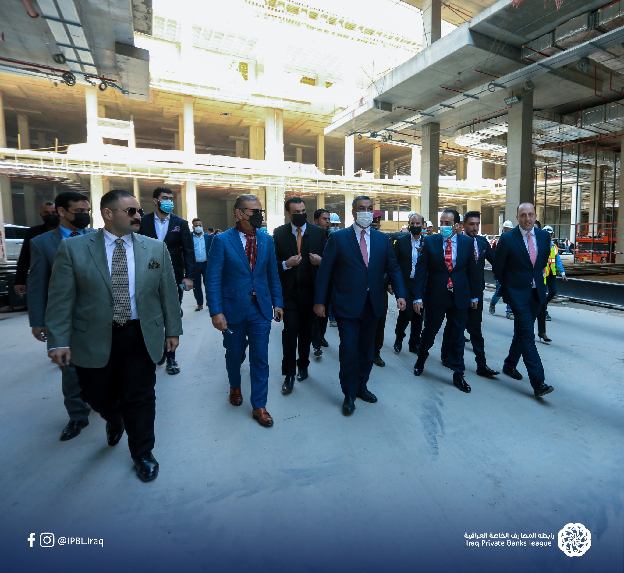 محافظ البنك المركزي العراقي ورئيس رابطة المصارف الخاصة العراقية والمدير التنفيذي للرابطة علي طارق يزورون ثلاثة مشاريع ممولة من قبل مبادرات البنك المركزي التنموية