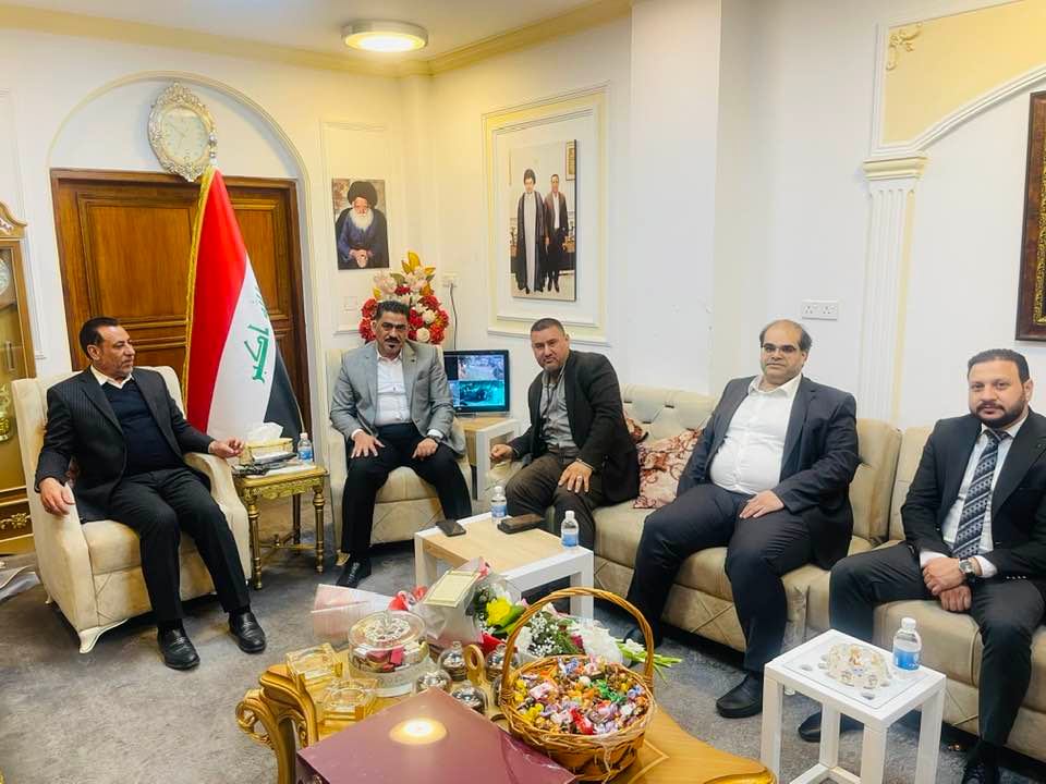 بمناسبة انتخابه النائب الاول لرئيس البرلمان .. رئيس غرفة تجارة بغداد فراس الحمداني يلتقي الاستاذ حاكم الزاملي ويهنئه باستلام منصبه