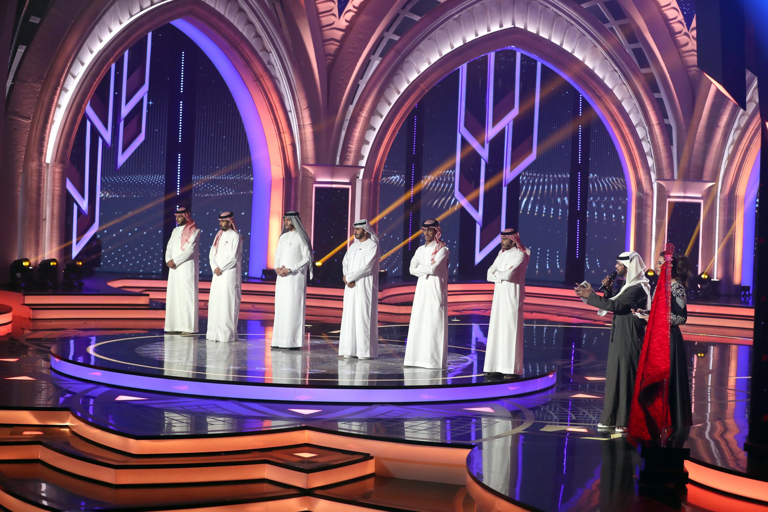 نجوم شاعر المليون بموسمه العاشر يتنافسون في الأمسية المباشرة الختامية لحمل بيرق الشعر .. مساء غدٍ الثلاثاء