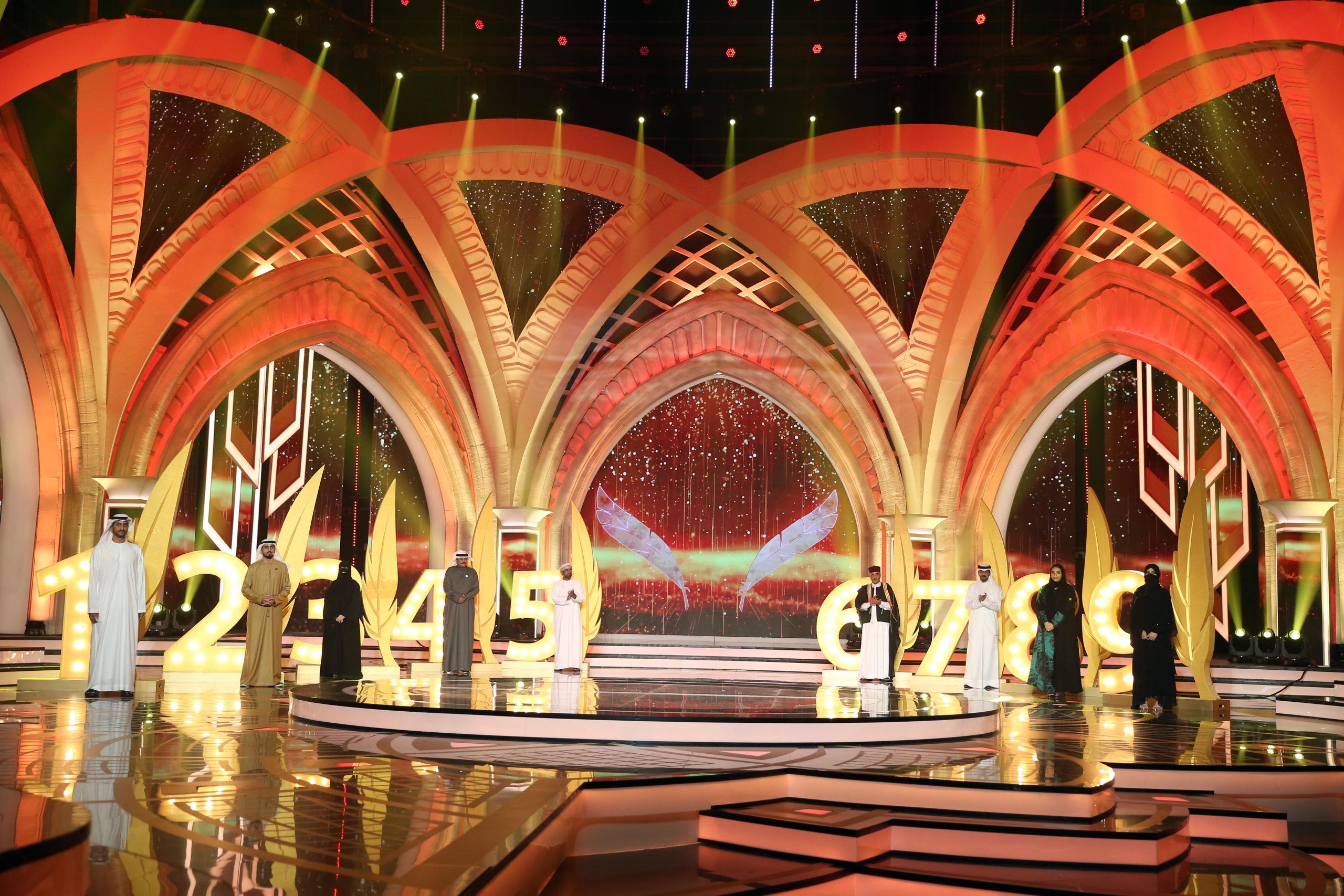 شعراء من 4 دول عربية يتنافسون على لقب “شاعر المليون” للموسم العاشر