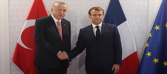 أردوغان وماكرون يبحثان هاتفيا العلاقات الثنائية وقضايا إقليمية
