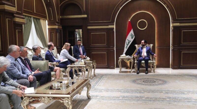 رئيس مجلس النواب يستقبل وفداً من البرلمان الأوروبي