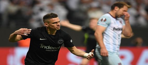 آينتراخت فرانكفورت يتخطّى وست هام ويلاقي غلاسكو رينجرز في نهائي الدوري الأوروبي