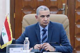 وزير الداخلية يؤكد أهمية التواصل الدائم بين جميع القطعات والدوائر في كربلاء