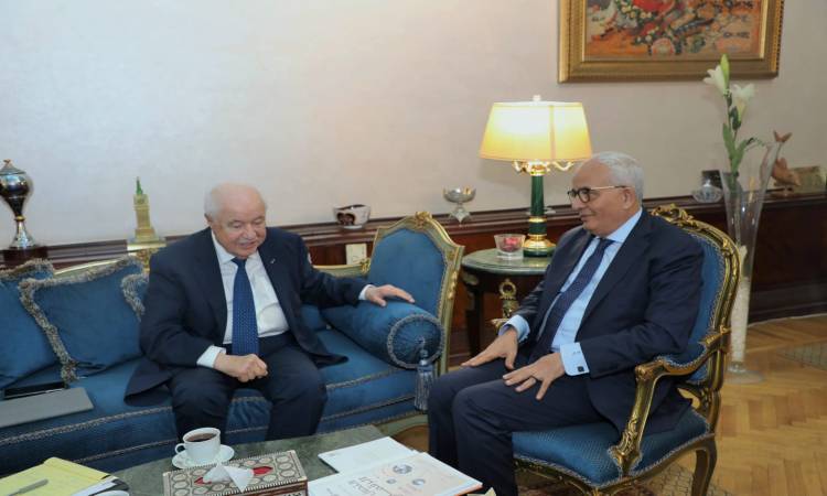 وزير التربية والتعليم المصري يلتقي الرئيس المؤسس لمجموعة طلال أبو غزالة العالمية
