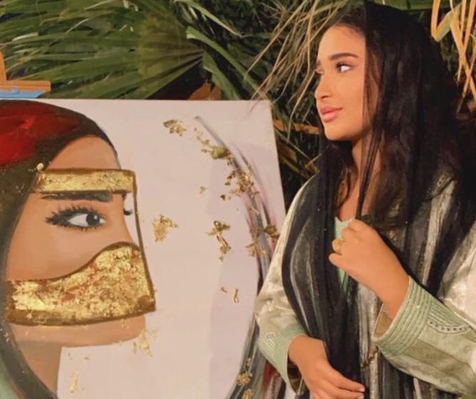 بمناسبة العيد الوطني الاماراتي ..الفنانة التشكيلية ريان الكمالي: مشاركتنا في الاعمال الفنية واجب وطني ونفتخربتراثنا وحاضرنا