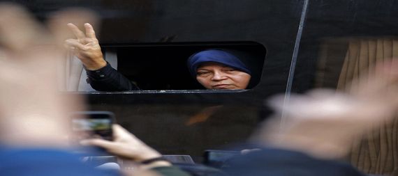 إيران.. السجن 5 سنوات لابنة رفسنجاني