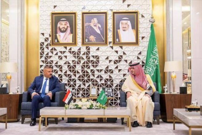 العراق والسعودية يوقعان بروتوكولا للتعاون الأمني ..زيارة وزير الداخلية العراقي للسعودية أسفرت عن توقيع إتفاقات أمنية بالغة الأهمية