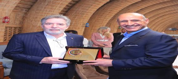 رئيس اتحاد الكرة : نسعى لاقامة مركز تدريبي داخل الجامعة الأمريكية
