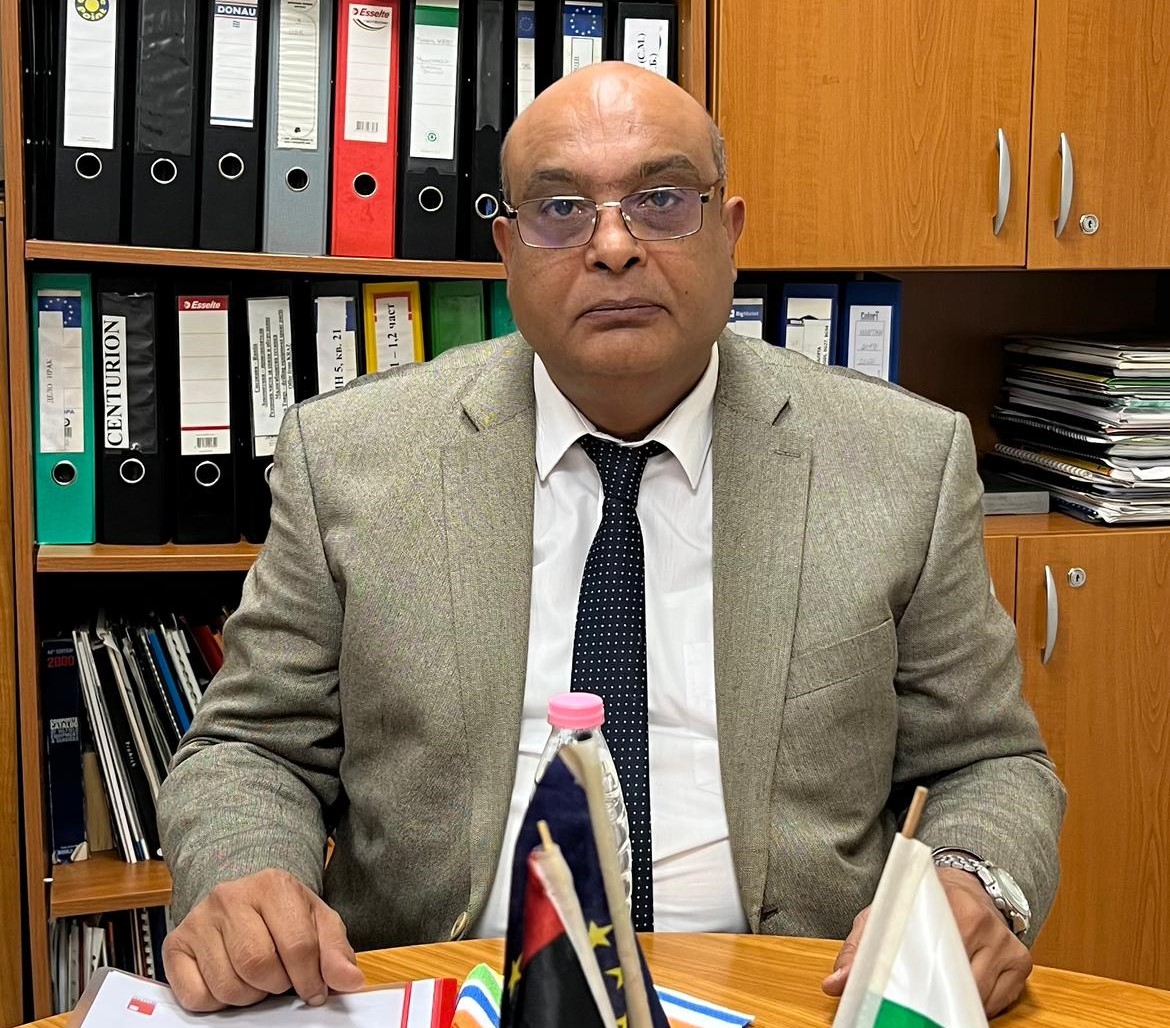 لا يمنح الحق في القتل والخطف والمضايقة