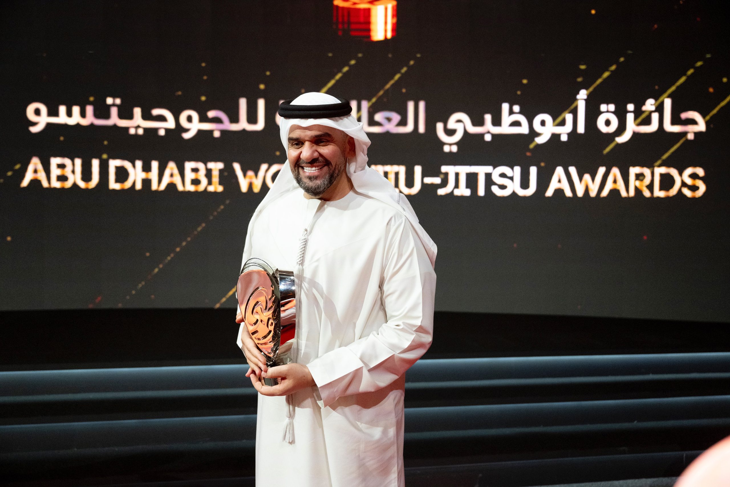 منح حسين الجسمي لقب “سفير رياضة الانجازات.. وتكريمه بـ”جائزة أبوظبي العالمية للجوجيتسو 2023”