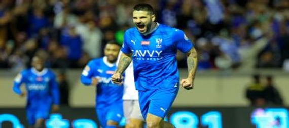الهلال السعودي يبلغ نصف نهائي الكأس بثلاثية ضد التعاون