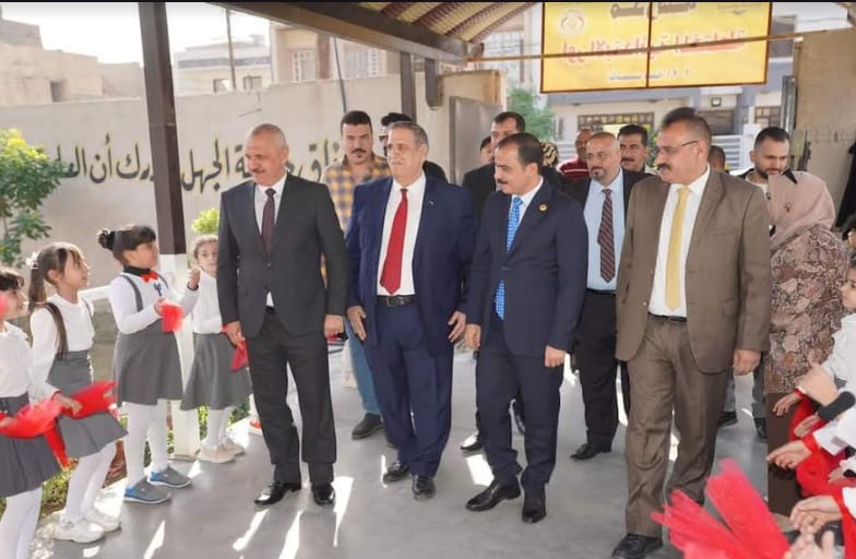 تكريم طلبة متفوقين بمدرسة أور .. والإدارة تنال ثناء وتقدير الإشراف التربوي