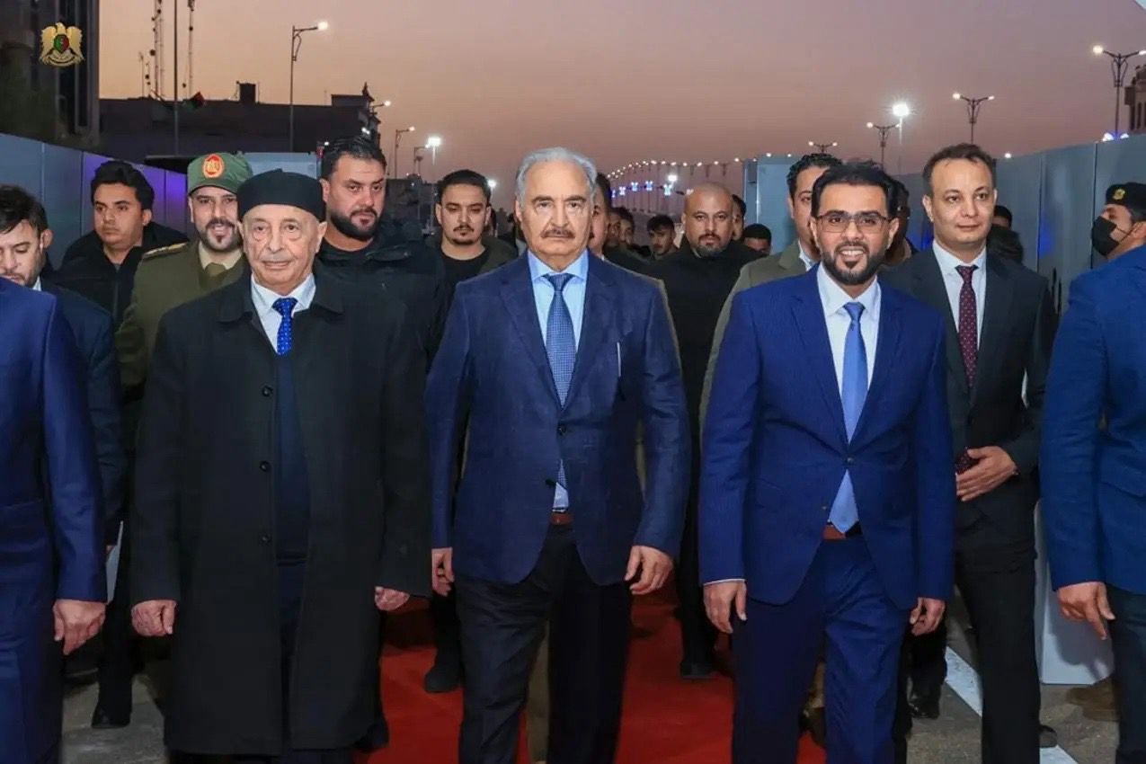 خلال حفل رسمي بمدينة بنغازي.. المشير خليفة حفتر قائد الجيش الوطني الليبي يفتتح عدة مشاريع بنية تحتية جديدة بقيمة أكثر من مليار وخمسمائة مليون دولار أمريكي