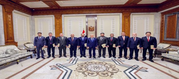 رئيس الجمهورية للمحافظين الجدد : خدمة المواطنين مهمة سامية وتجسيد حي للعلاقة بين المسؤول والمواطن