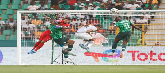نيجيريا إلى نهائي كأس الأمم لأول مرة منذ 2013 بعد ماراثون ضد جنوب أفريقيا