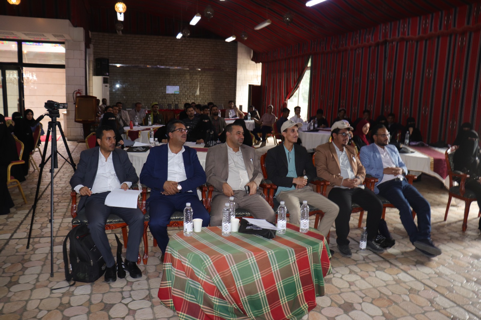 بتمويل من مصلحة الجمارك اليمنية. منظمة يمن اوهايد تنفذ ورشة تعريفية حول أهمية إنتاج السماد العضوي (الكمبوست) و مخاطر المبيدات الكيميائية
