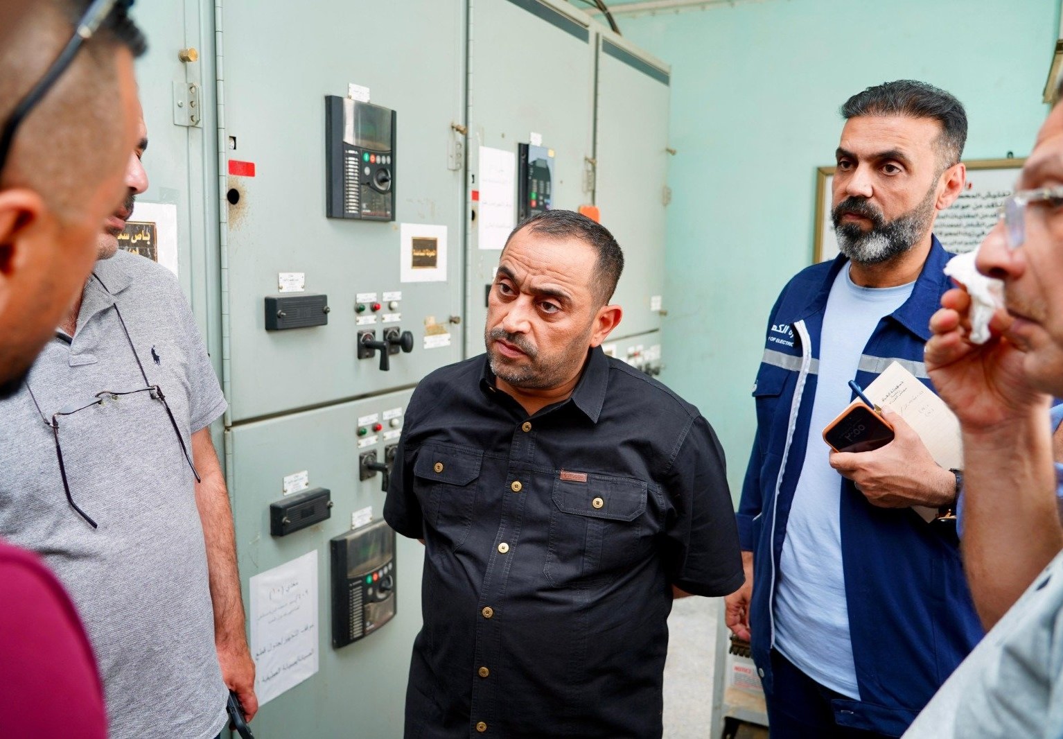 وزير الكهرباء يوعز بتشغيل شبكة أرضية حديثة معطلة منذ سنوات في الكاظمية المقدسة