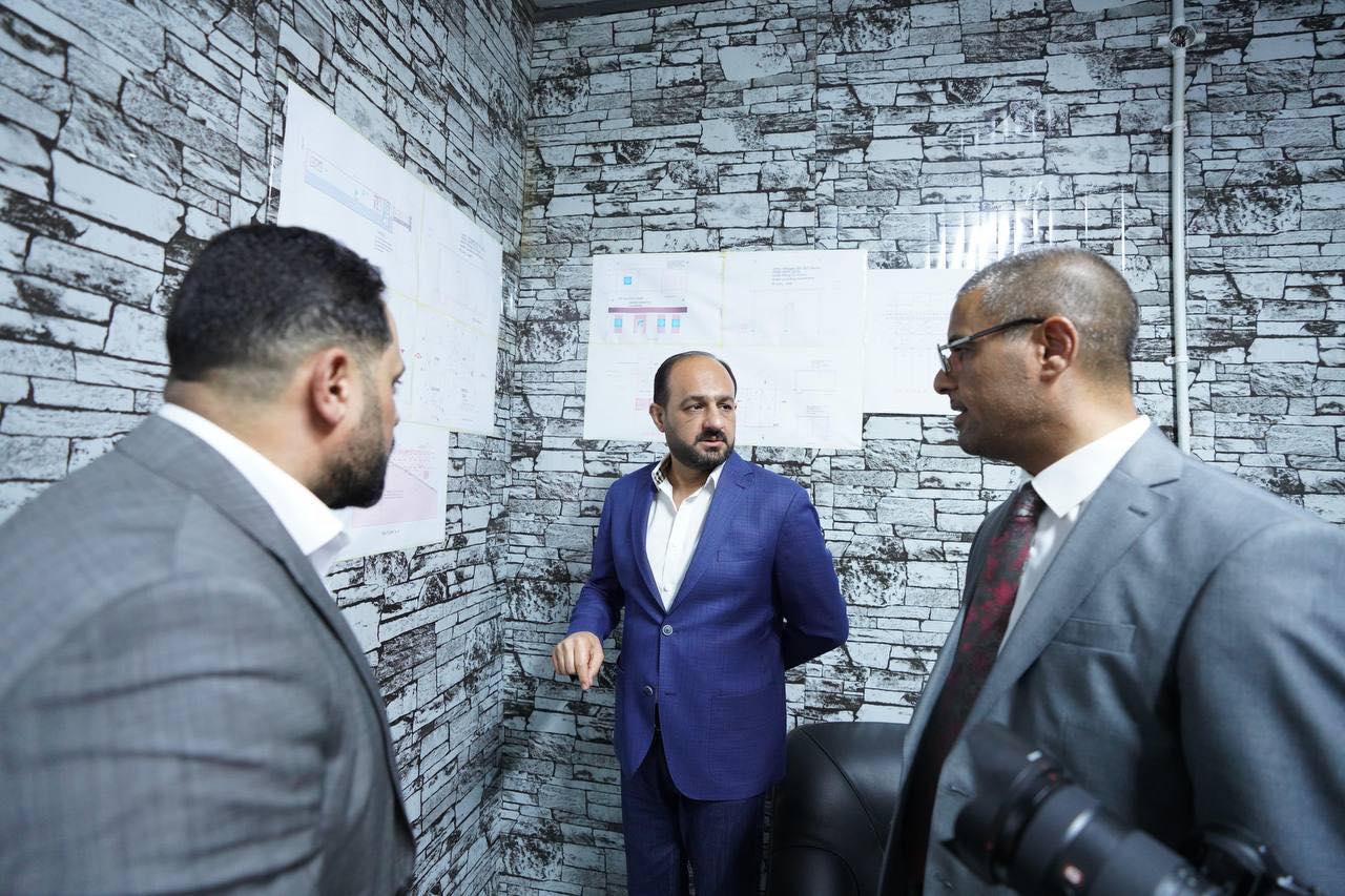 محافظ الأنبار يتفقد منطقتي المجر والعنكور ويعلن عن مشروع تأهيل مجمعات الماء وإنشاء محطة تقوية جديدة