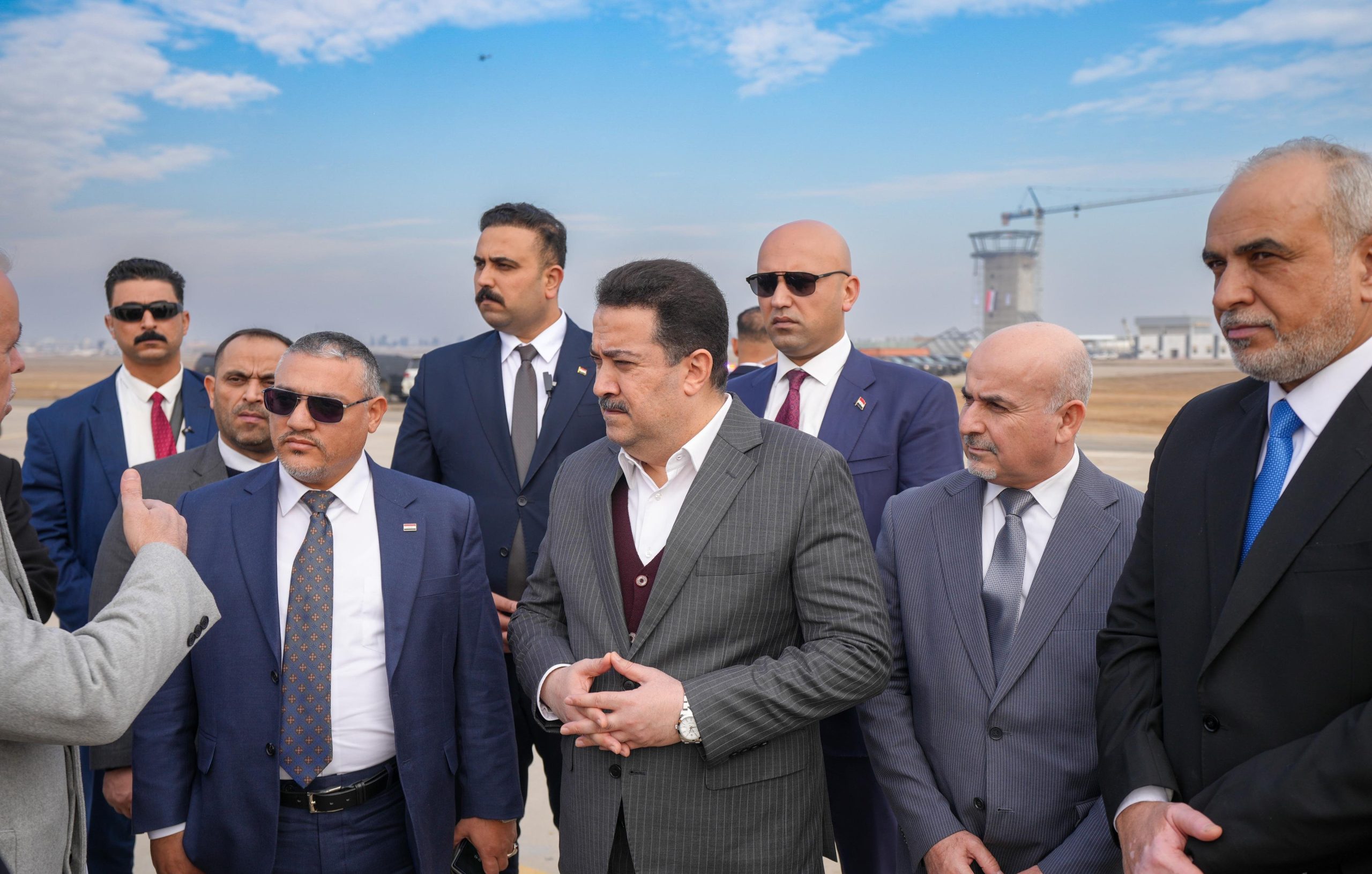 رئيس الوزراء يوجه بافتتاح مطار الموصل الدولي يوم 10 حزيران المقبل