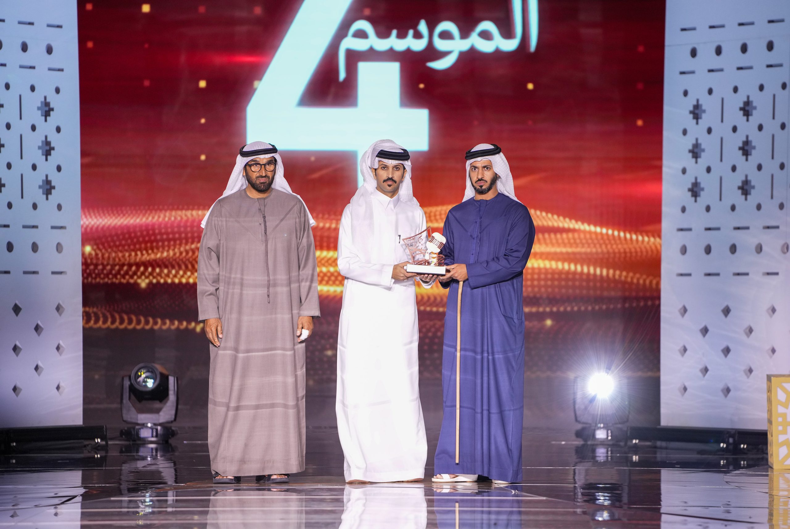 إسدال الستار عن الموسم الرابع في أمسية القمة.. تتويج راشد آل جميان من السعودية بلقب فارس المنكوس