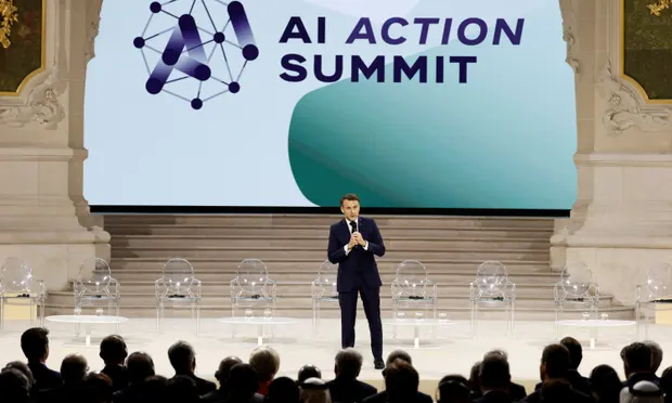 الولايات المتحدة والمملكة المتحدة ترفضان التوقيع على إعلان قمة باريس بشأن الذكاء الاصطناعي “الشامل”