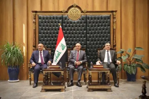 وزير الصحة يعلن تشكيل غرفة عمليات للزيارة الشعبانية في كربلاء