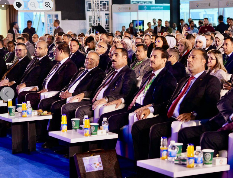 د. أكرم الربيعي يخطف أضواء كليات الإعلام..والمشاركون يشيدون بالتنظيم الرائع لملتقى الحوار الرابع عن تقنيات الذكاء الإصطناعي