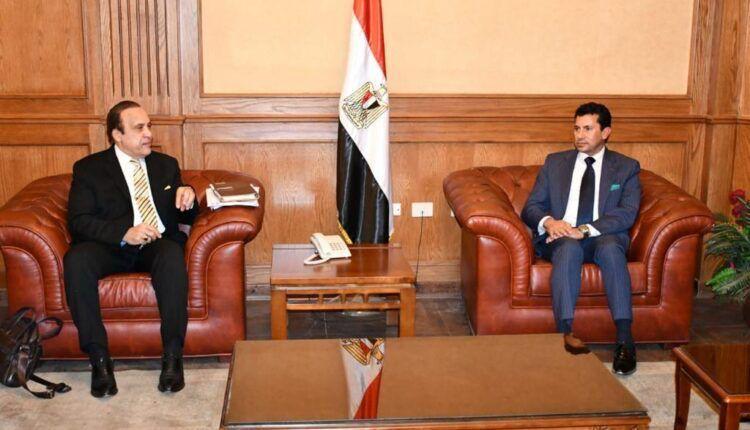 اجتماعات الاتحاد الأفريقي للدارتس في جوهانسبرج من أجل دعم مصر لاستضافة كأس العالم للدارتس