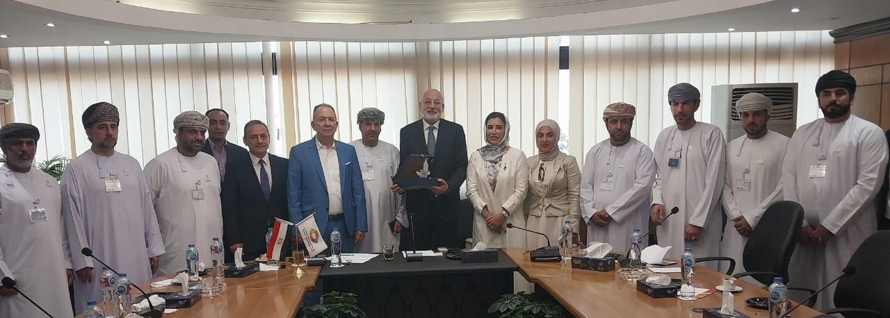 اجتماع مصري عماني لتعزيز التعاون السياحي والتجاري بين البلدين