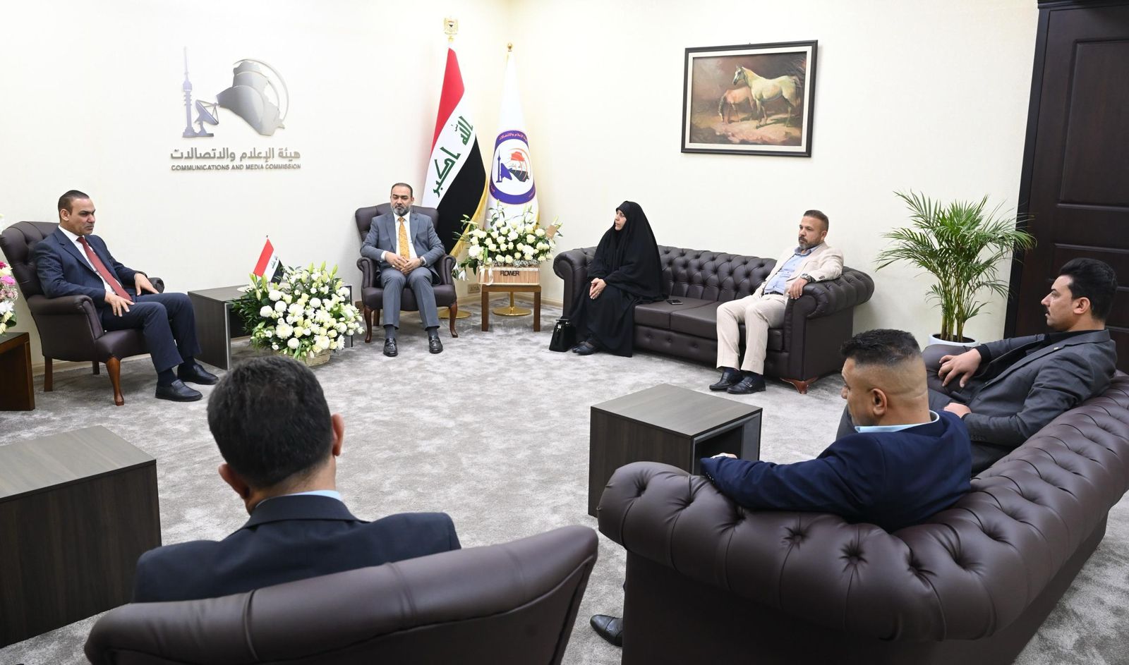 هيأة الاعلام والاتصالات تبحث مع محافظة بابل تطوير المشاريع الاتصالية والإعلامية
