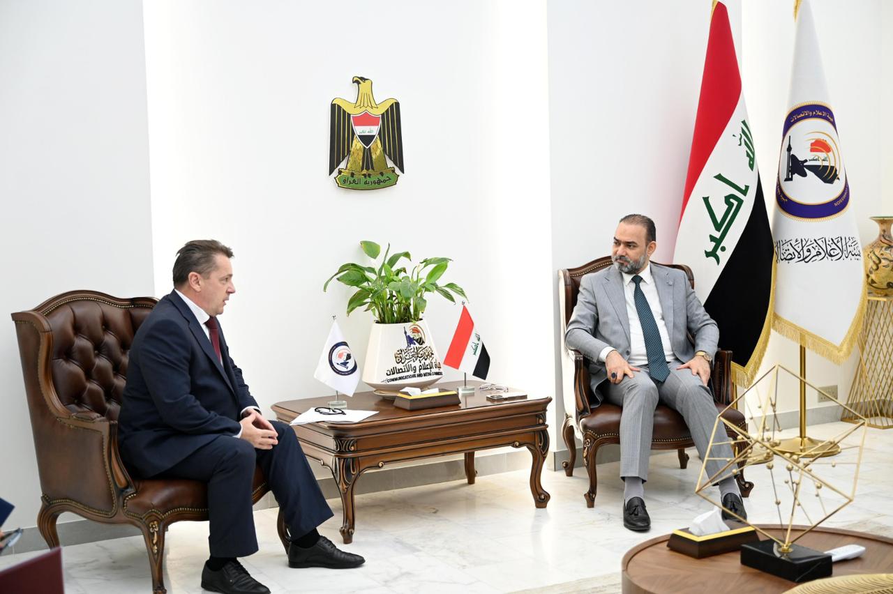 رئيس هيأة الإعلام والاتصالات يلتقي السفير الأوكراني لبحث التعاون الثنائي في مجال الاتصالات ومكافحة المعلومات الوهمية والأخبار المضللة