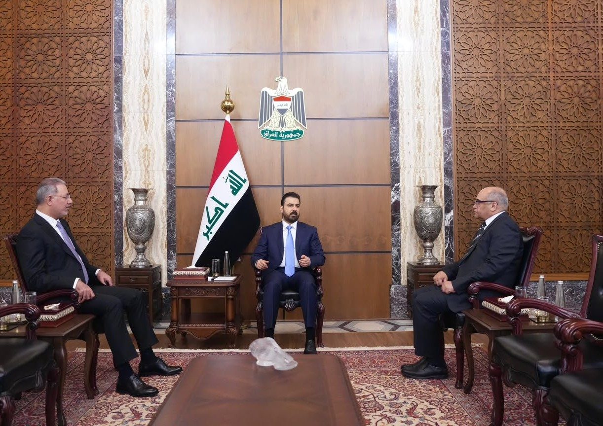 رئيس الوزراء يرعى مراسيم الاستلام والتسليم في جهاز الأمن الوطني