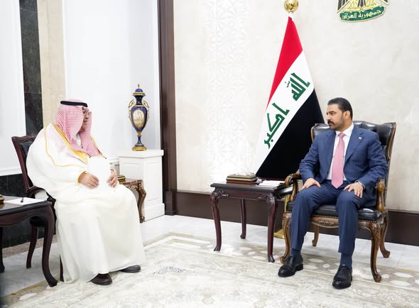رئيس مجلس الوزراء السيد علي فالح الزيدي يستقبل رئيس جهاز الاستخبارات العامة السعودي