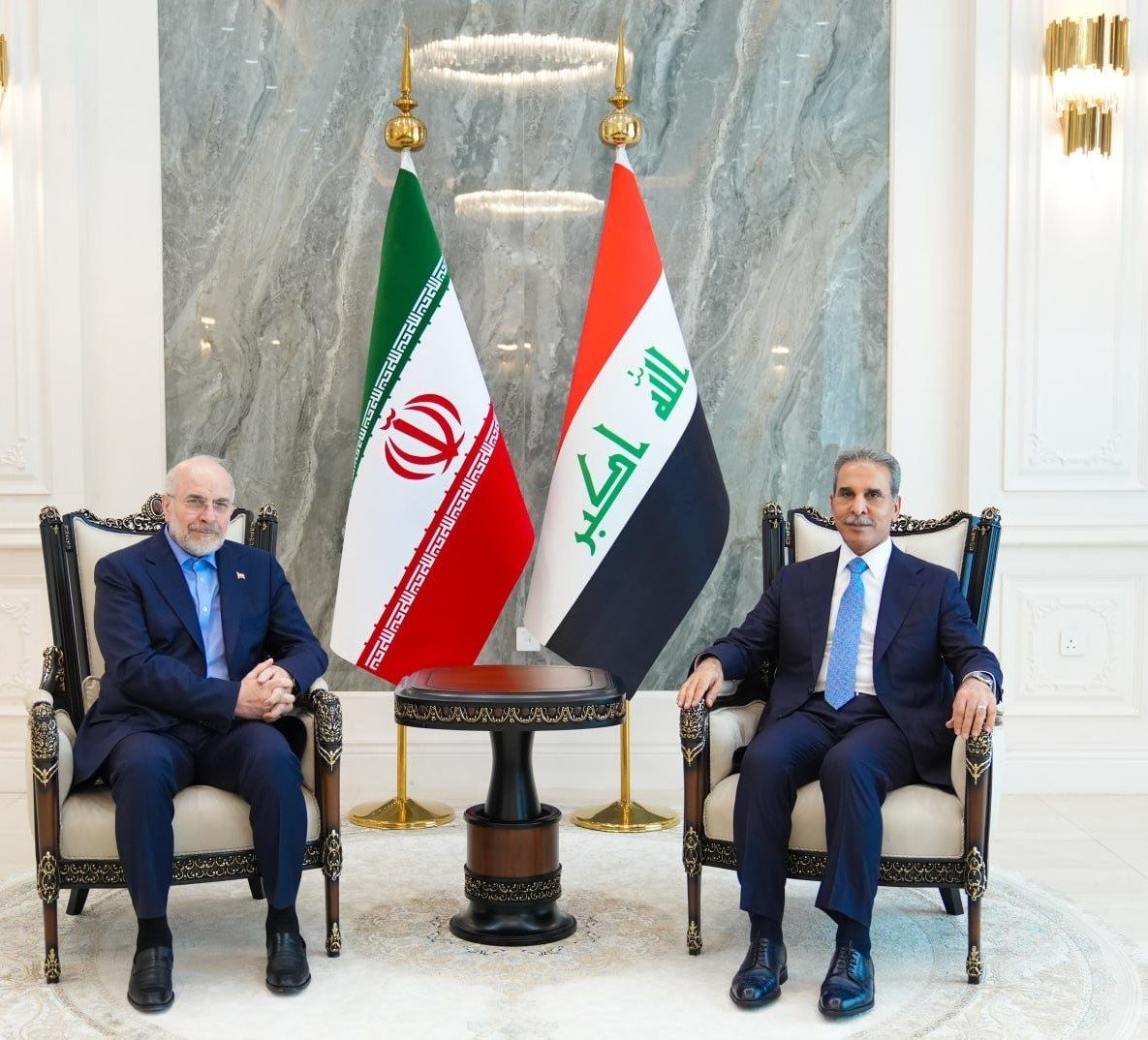 القاضي زيدان وقاليباف يبحثان تعزيز التعاون الثنائي في المجالات القضائية والقانونية