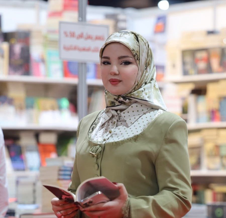 محاكم خلف الشاشات : حين يحاسب المجتمع حضور المرأة العراقية والأنبارية في الواجهة