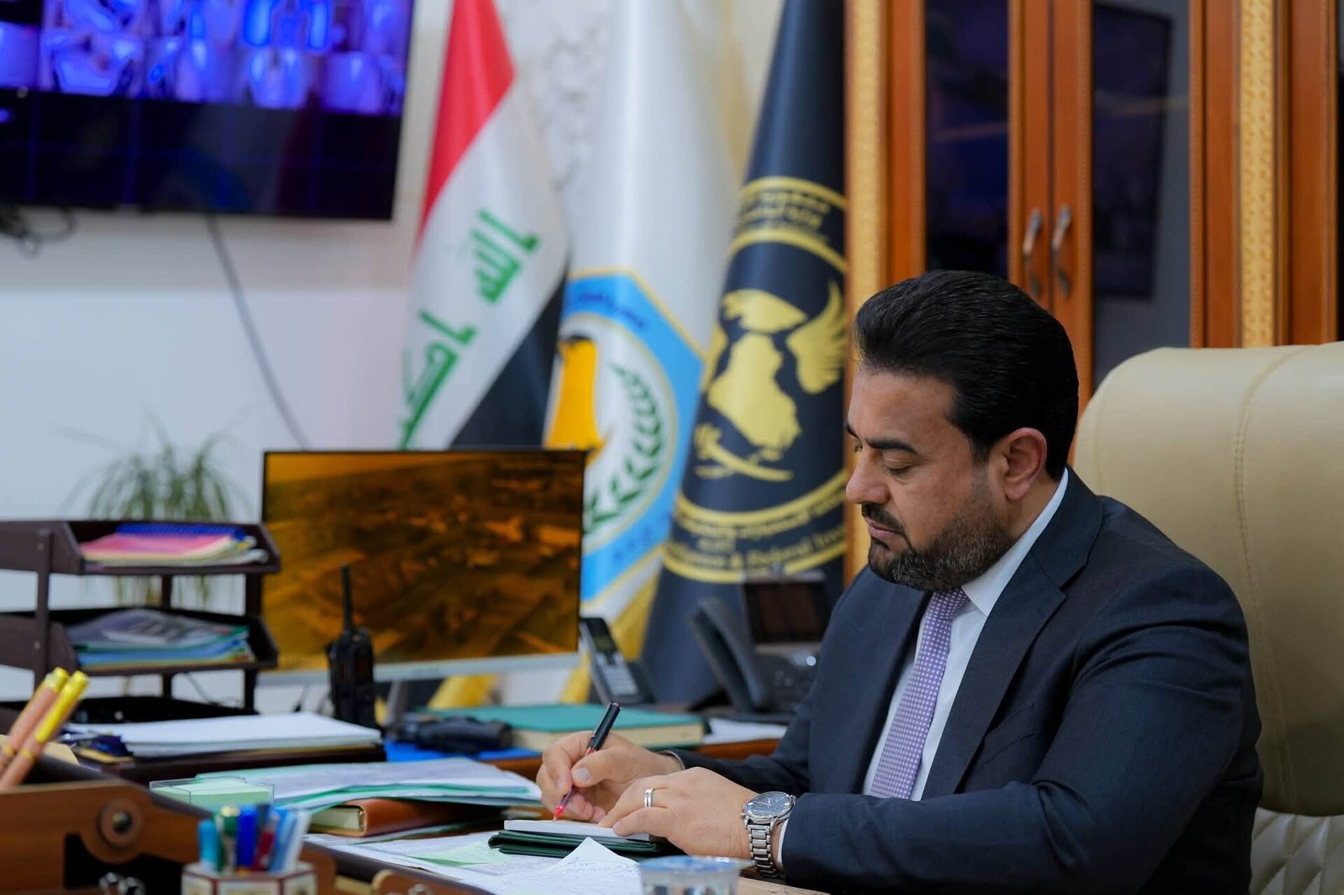 محافظ الأنبار يزور مديرية استخبارات ومكافحة إرهاب المحافظة